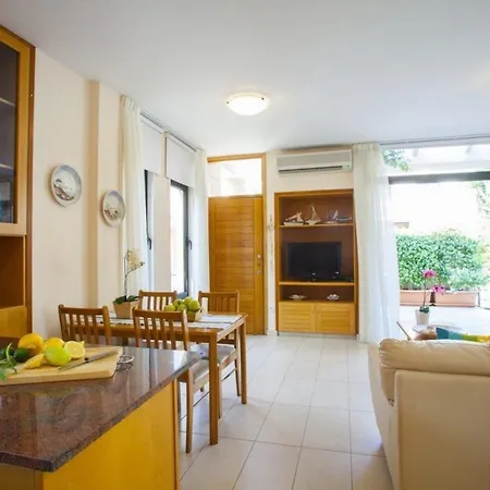 Enalos “less Than 1 Minute Walk To The Beach” 99 * Pyla