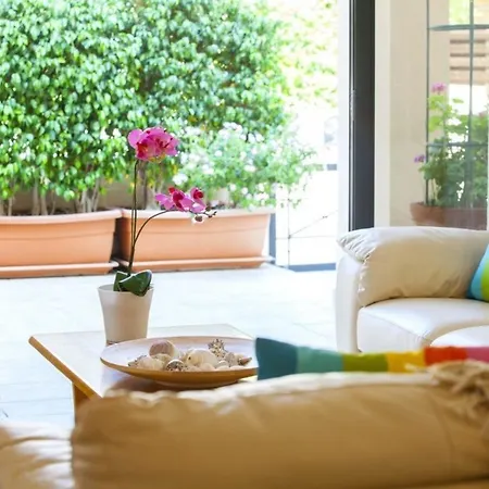 Enalos “less Than 1 Minute Walk To The Beach” 99 Villa *