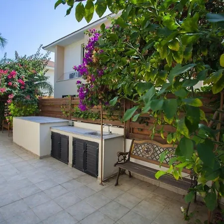Enalos “less Than 1 Minute Walk To The Beach” 99