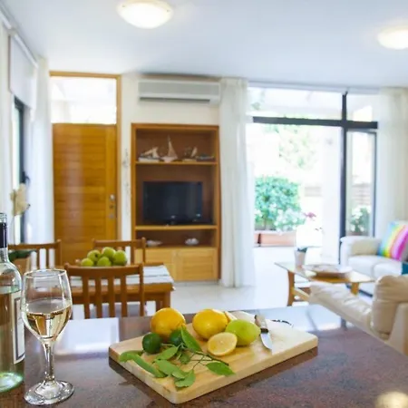 Enalos “less Than 1 Minute Walk To The Beach” 99 *