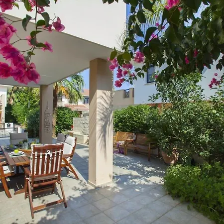Enalos “less Than 1 Minute Walk To The Beach” 99 *